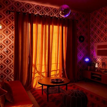 Mood Haus By Dw - 70'S Retro Stays Сан Хуан Екстериор снимка