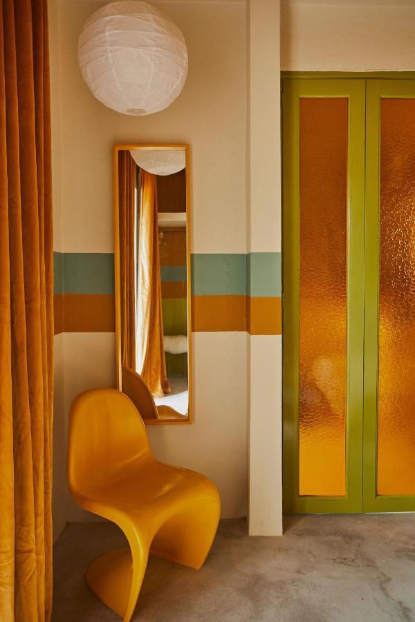 Mood Haus By Dw - 70'S Retro Stays Сан Хуан Екстериор снимка