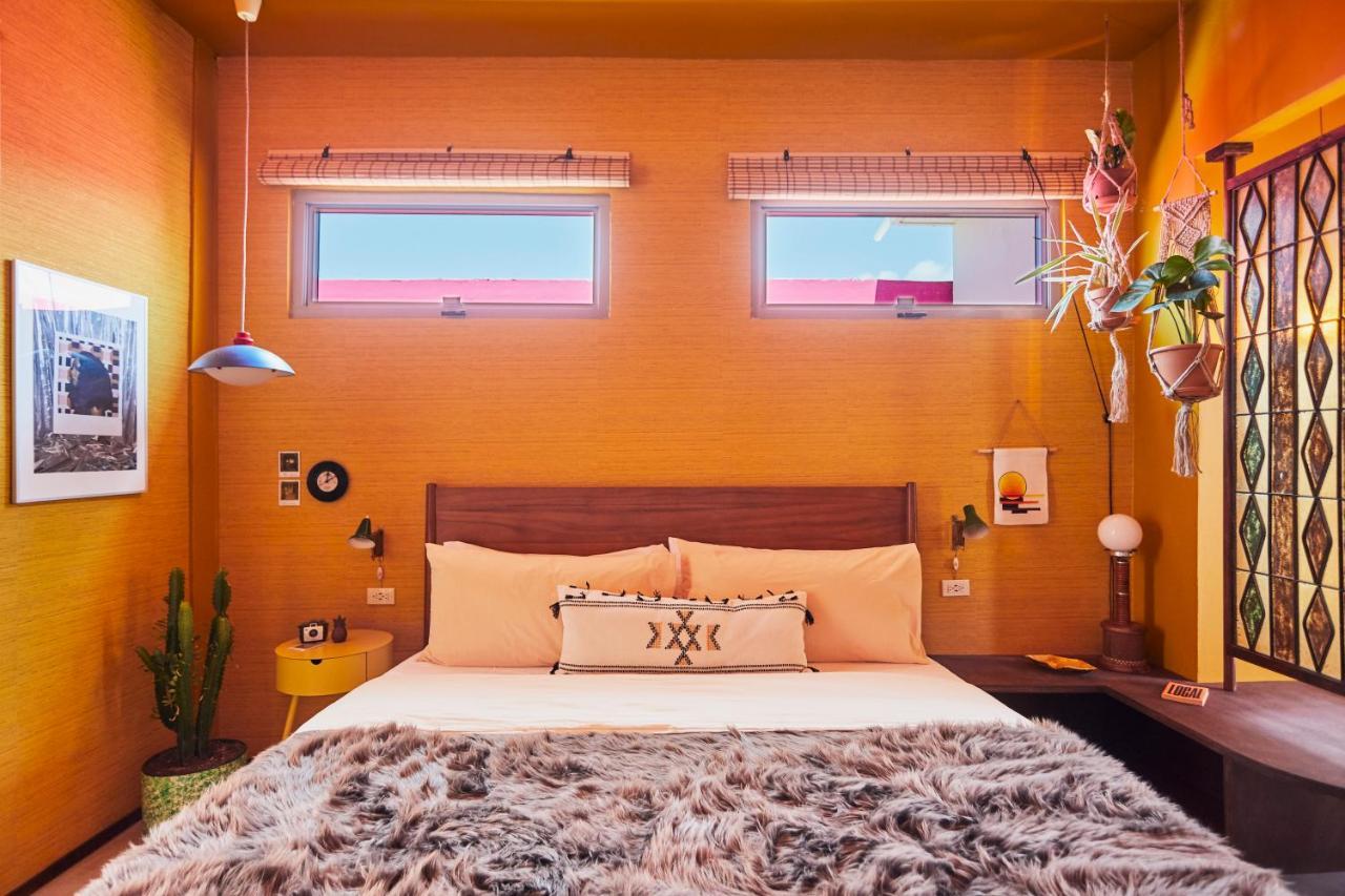 Mood Haus By Dw - 70'S Retro Stays Сан Хуан Екстериор снимка